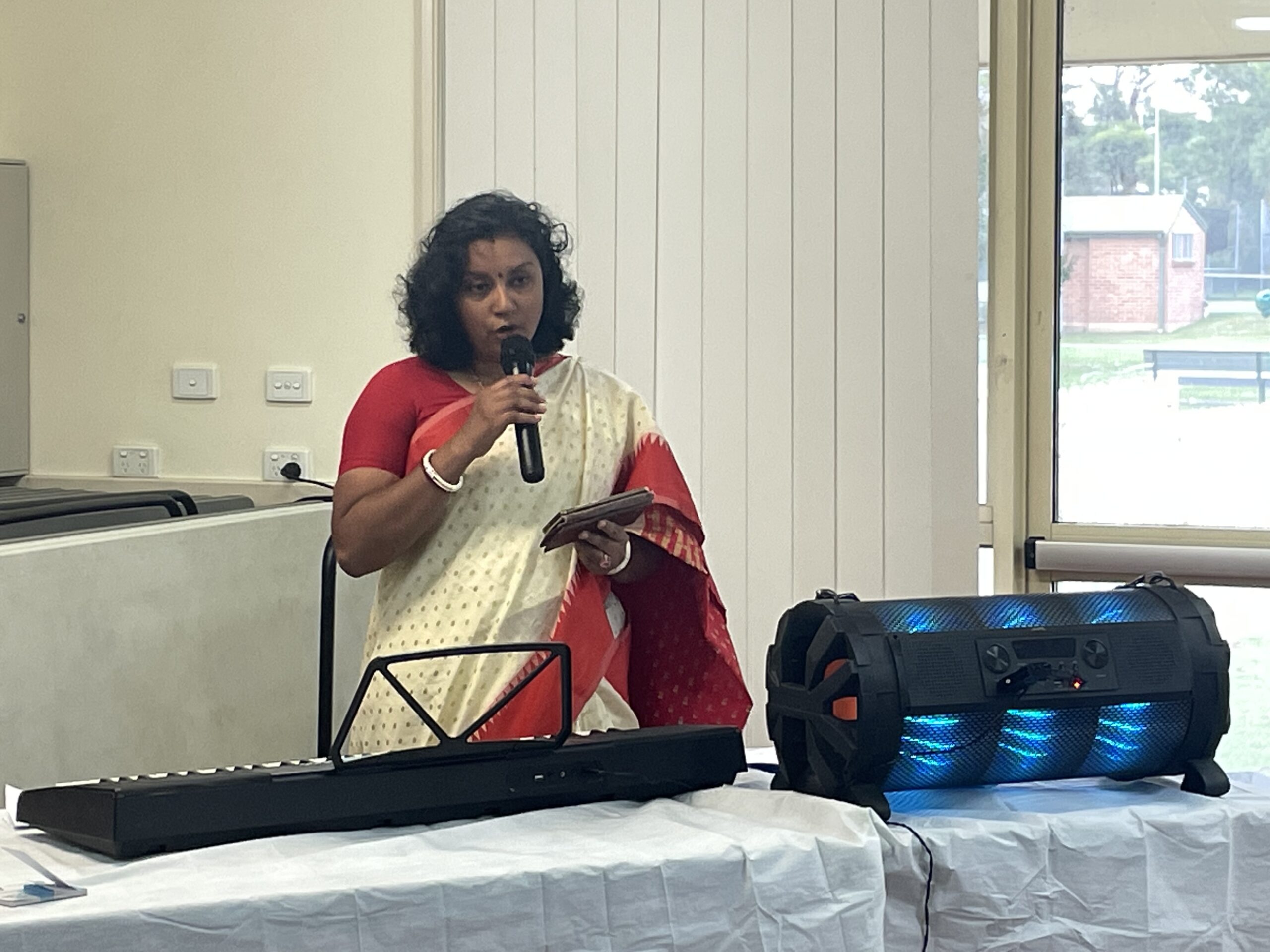 অস্ট্রেলিয়ার ওলংগংয়ে বাংলাদেশিদের সরস্বতী পূজা উদযাপন