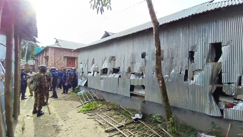 Attack on Hindu Homes in Rangpur, Bangladesh, Allegedly Over Religious Insult: What’s Known 2 rangpur gongachara army