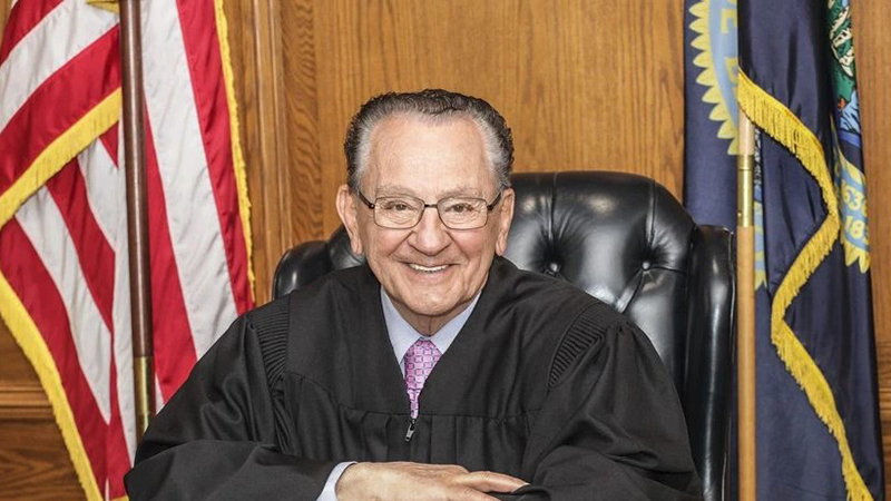 ‘Compassionate Judge’ Frank Caprio Passes Away 8 American judge Frank Caprio