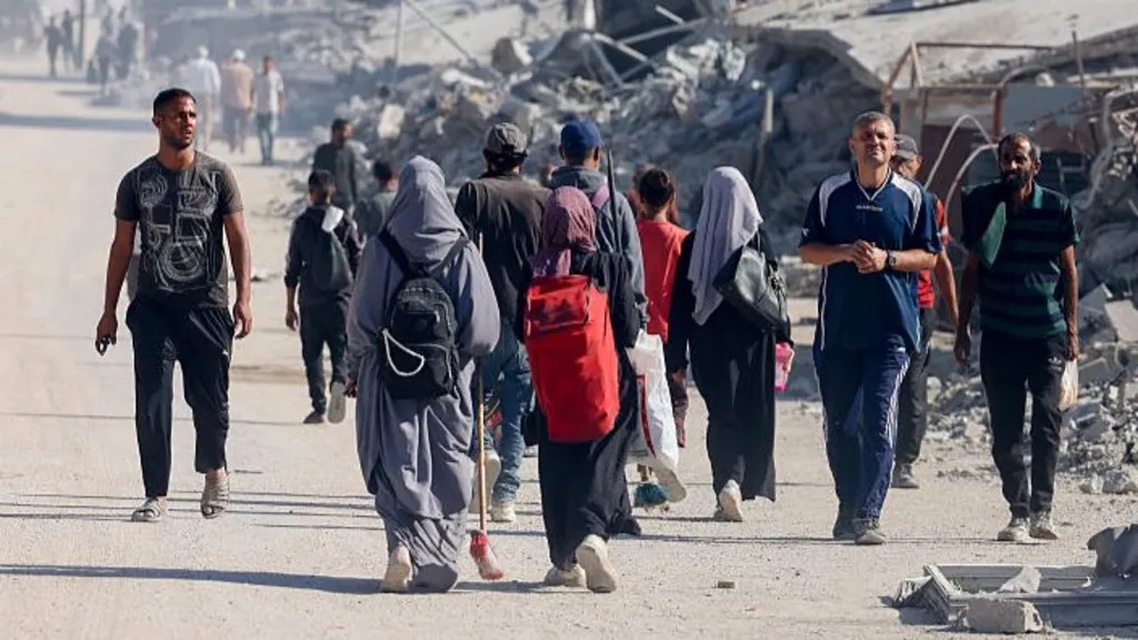 Israel launches air strikes in Gaza accusing Hamas of bold violation of ceasefire