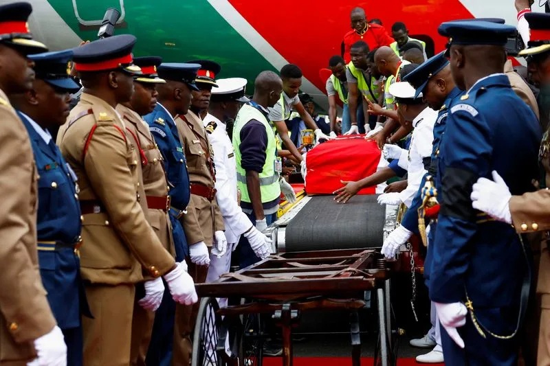 Kenyan forces fire in air lob tear gas to disperse mourners at Odinga viewing