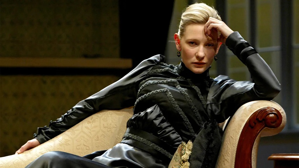 The fascination of Hedda Gabler 3