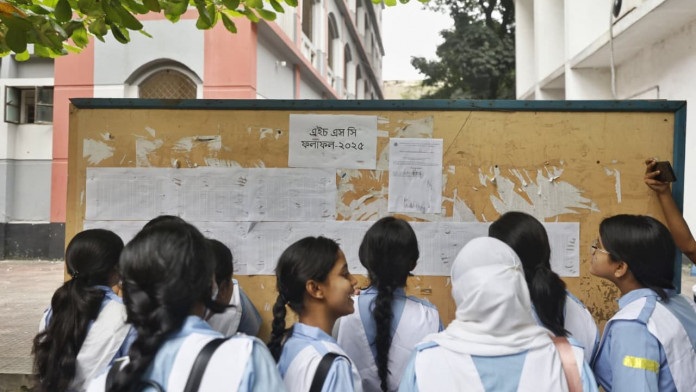 ২১ বছরে এইচএসসিতে সর্বনিম্ন পাস jpg