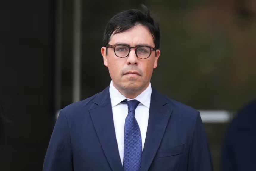 Dr. Salvador
