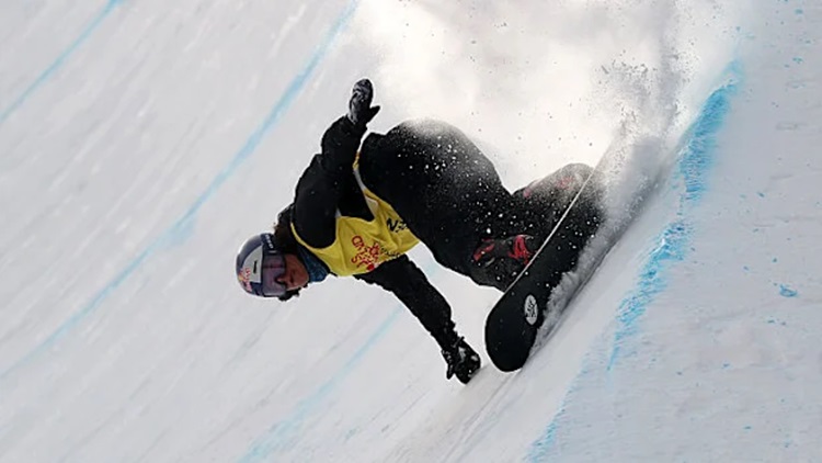Valentino Guseli of Team Australia competes in his second run of the Aspen Snowmass Mens Snowboard Halfpipe Finals