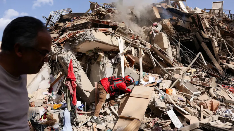 Caracas Resident Recalls Terror of Twin Earthquakes in Venezuela
