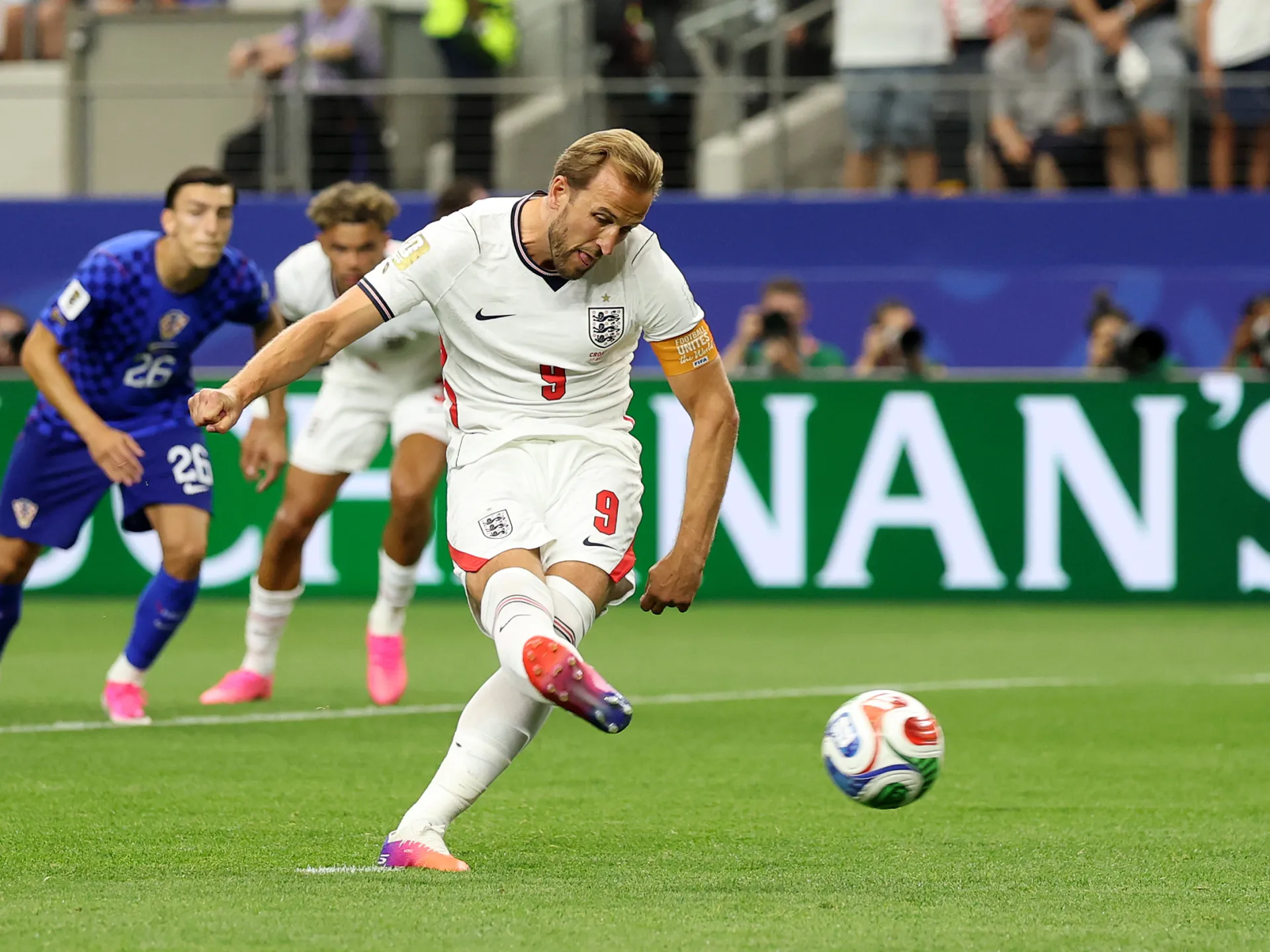 harry kane 9 england scores 1089113104 125c7c