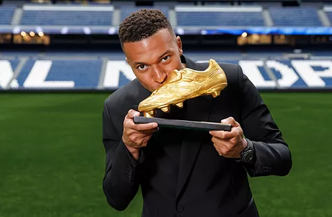 Mbappé Makes World Cup History with Record Second Golden Boot 84 09 AV29398 copia