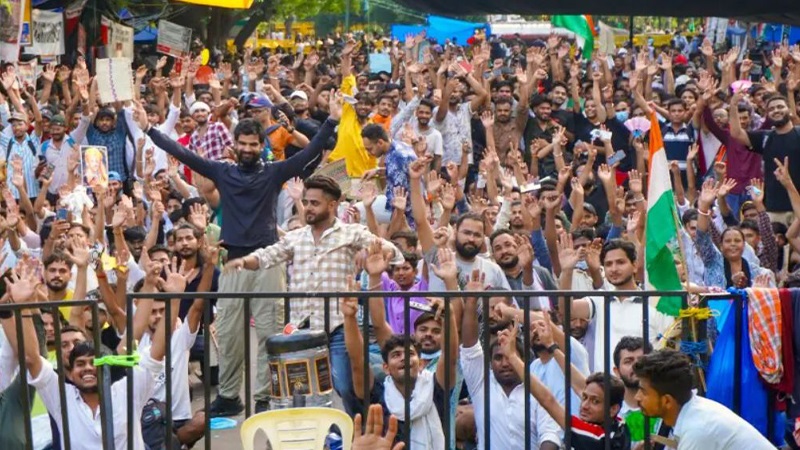 Internet Shut Down Around Jantar Mantar in Delhi; Students Fear Crackdown 2 cjp 3 1784822900