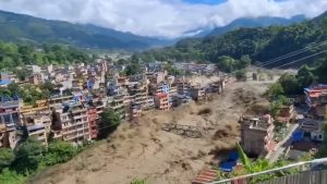 Sudden Tsunami Hit Nepal’s Mountains: Death Toll Rises to 157, More Than 400 Tourists Missing 40 nepal flood
